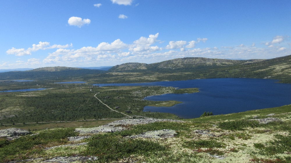 Tag 6: Vom Fjell durch die Berge zum Fjord – Wanderungen in Mittelnorwegen: Von Veslfjellbua nach Eldåbu