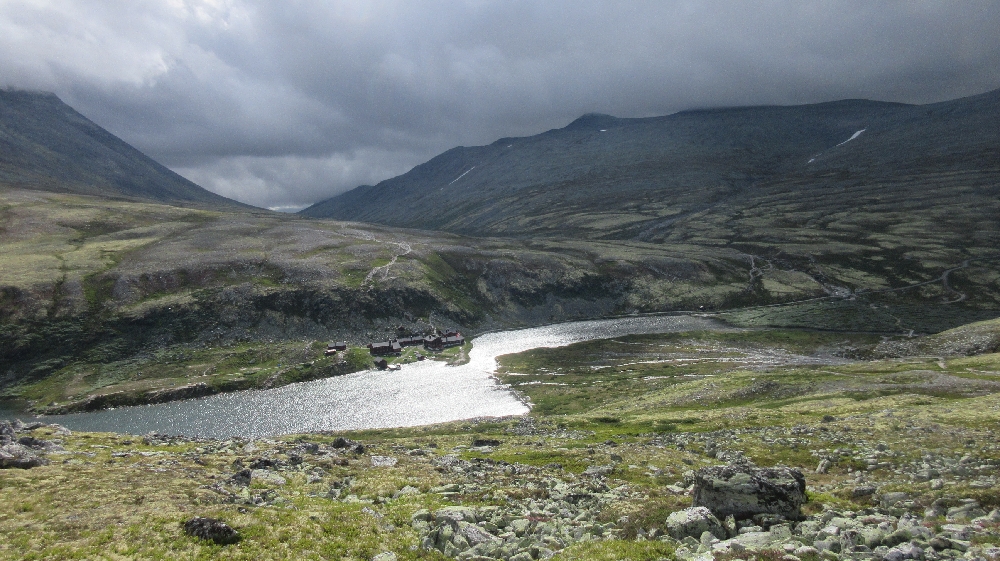 Tag 9: Vom Fjell durch die Berge zum Fjord – Wanderungen in Mittelnorwegen: Rondvasbu – Nedre Døralseter Hütte